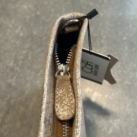 CoFi Mollie Cross-Body Convertible Clutch: Gold NWT - Picture 3 of 8